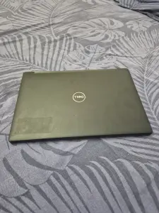 Dell Latitude 7390