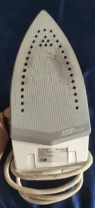 Продаю 3 утюга, выбирайте) цена с самого дешевого