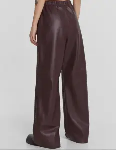 Брюкиженские эко кожа