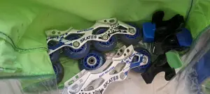 Ролики сине-зеленые, р.27-30, б.у-2комплекта (на з/ч один)