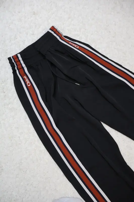 Спортивные штаны