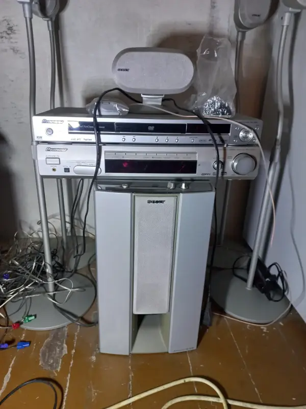 два 5.1 пионеры сабвуфер