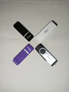 Мультизагрузочная Флешка Windows 64 Гб