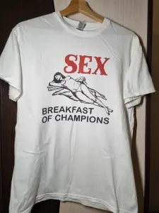 Футболка / одежда GILDAN