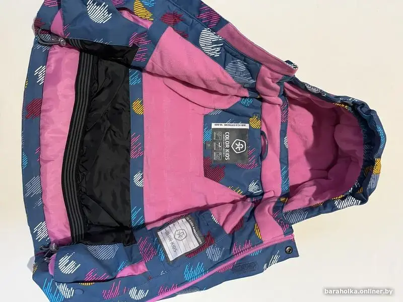 курточка на девочку