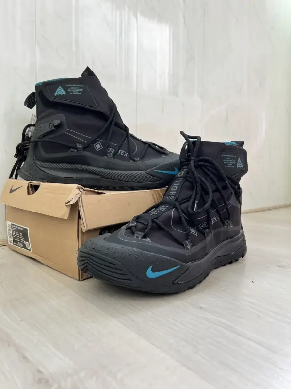 Кроссовки(новые)