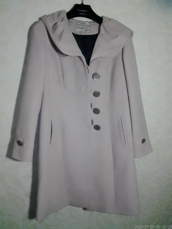 Пальто демисезонное