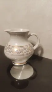 Сливочник фарфоровый, позолота, винтаж, молочник , довбыш, ссср