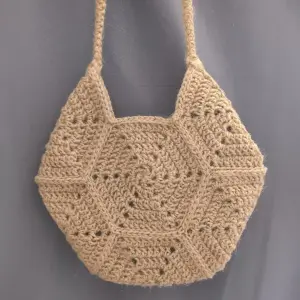 Сумка вязаная из джута