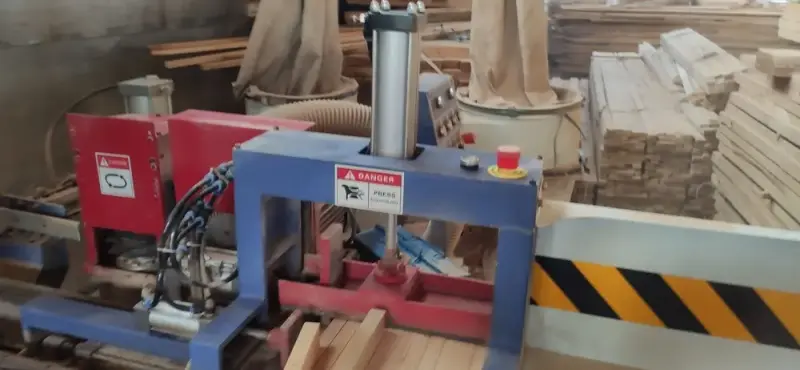 Линия сращивания по длинне