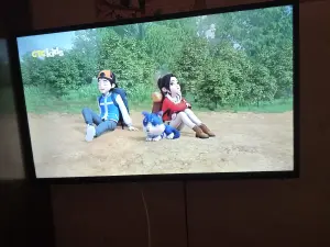 телевизор 39"