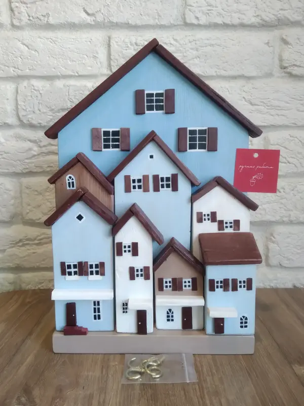 О́бъемный домик ключница ручной работы