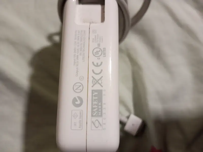 Зарядка APPLE и остальное.