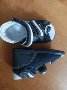 Босоножки натуральная кожа для малыша 18 размер