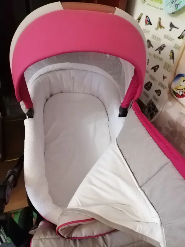 Коляска Tutis Tapu-Tapu 3 в 1. для девочки