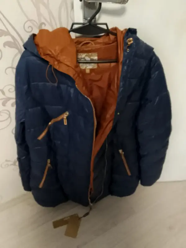 Новая женская куртка р 50/54