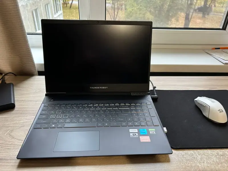 Игровой ноутбук Thunderobot 911 Air X