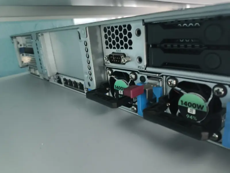 Мощный сервер HP DL380 Gen9 для систем хранения