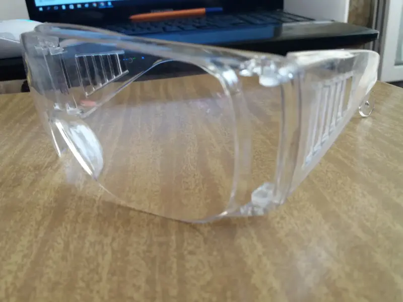 Очки защитные