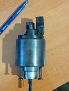 Втягивающее реле стартера BOSCH (Оригинал)