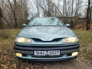 Рено лагуна 1 лифтбек 2.0i