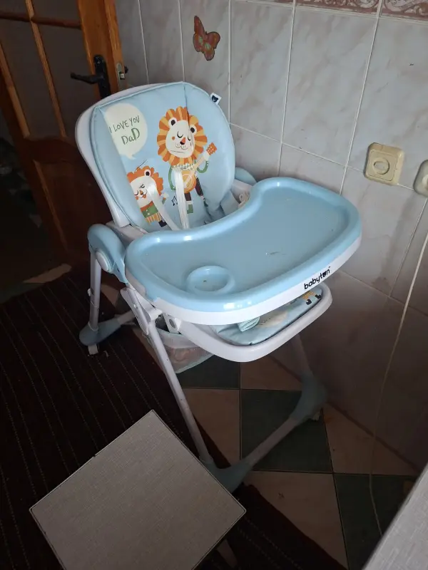 Стул для кормления