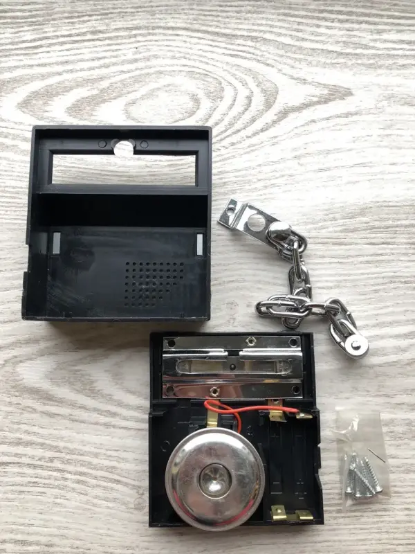 Цепочка Дверная с Сигнализацией Новая