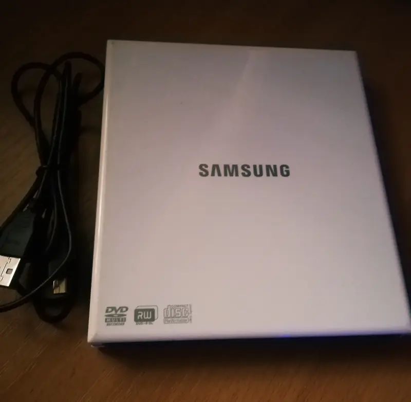 Внешний привод DVD-RW Samsung SE-S084 питание USB