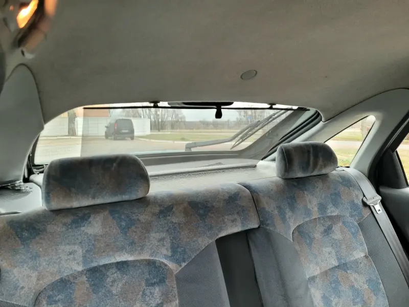 Рено лагуна 1 лифтбек 2.0i