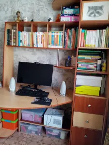 Стол компьютерный 1.5* 1.9 отдам