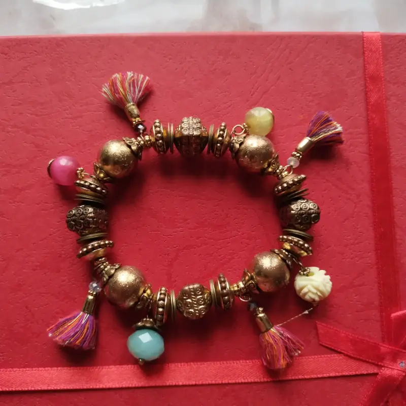 Украшения: браслеты, серьги,поясок,брошь, кольцо