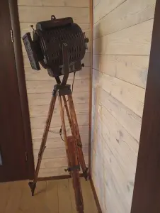 Прожектор светильник лофт на треноге штативе
