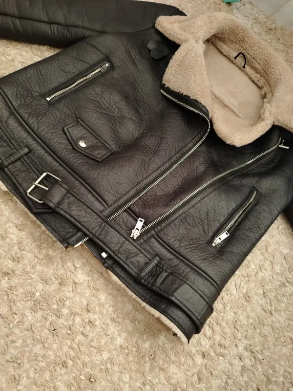 Женская дубленка