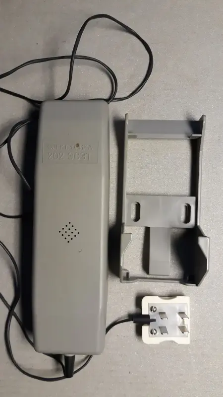 Аппарат-трубка телефонный кнопочный: в одной трубке весь аппарат