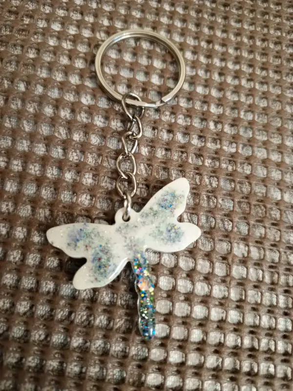 Брелки из эпоксидной смолы