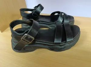 Босоножки женские