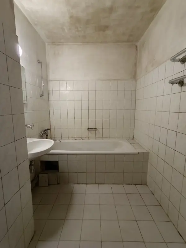 2 комнаты в 3-х комнатной квартире