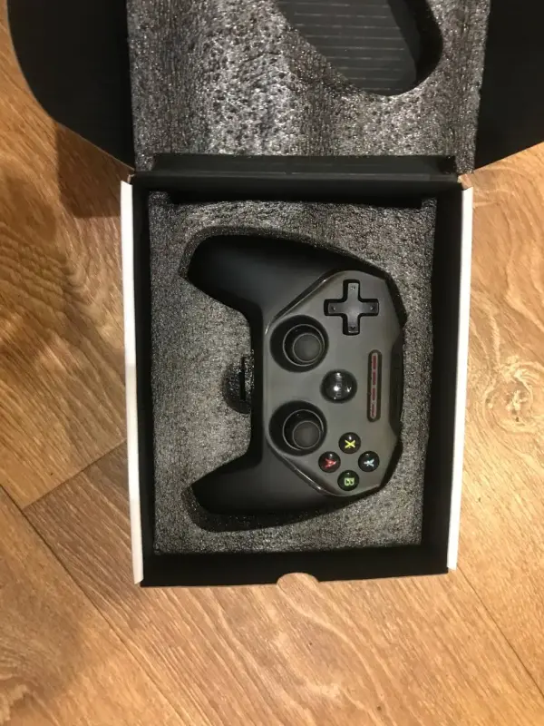 Геймпад Nimbus