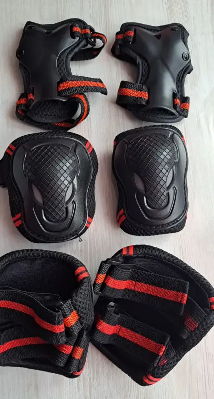 Защита детская для роликов, велосипеда