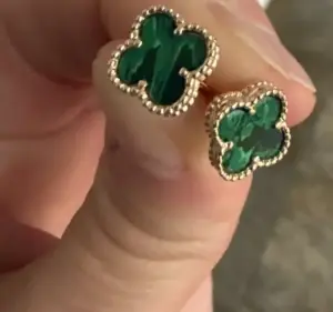Серьги клевер