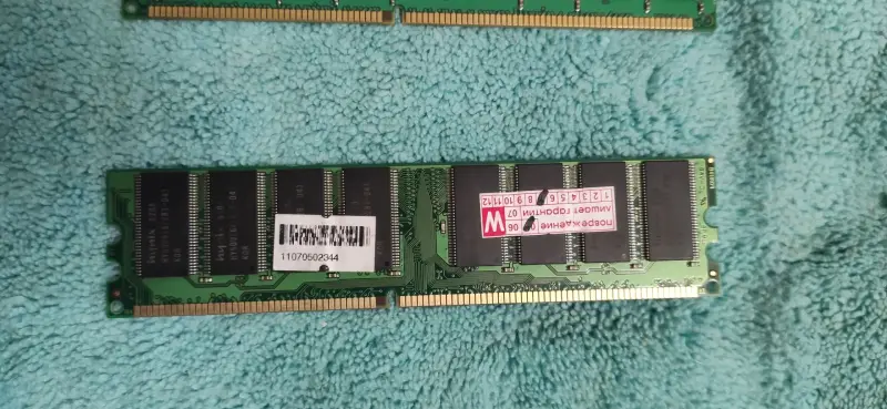 Оперативная память VRAM и DDR1: 1Гб/512/256/128мб