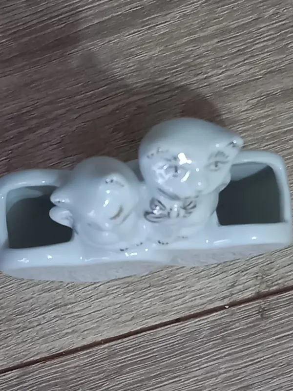 Подставка под зубочистки