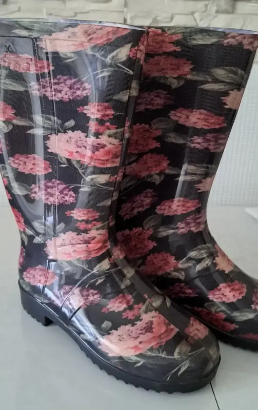 Сапоги резиновые 3D, р.37-38, новые