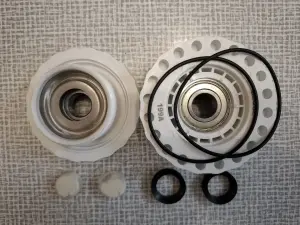 Комплект суппортов для стиральной машины с вертикальной загрузкой Электролюкс, Занусси, Аег под 203 подшипник (6203)