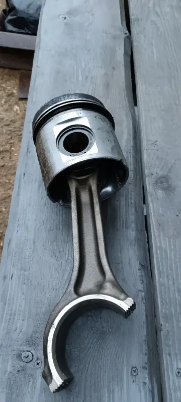 Поршень не разборный скания