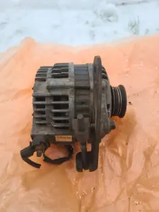 Генератор Kia Clarus 12v90a
