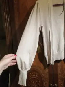 Красивая новая блуза из вискозы