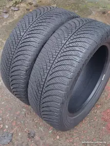 Зимние шины GOODYEAR 205/55 R16 2шт.
