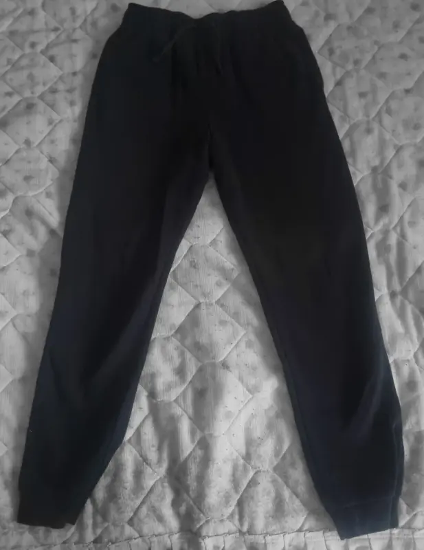 Штаны для мальчика 9-10 лет