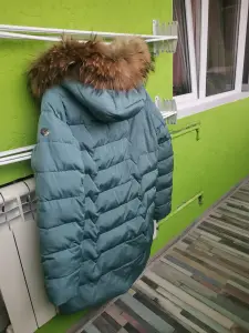 Пуховик мятного цвета